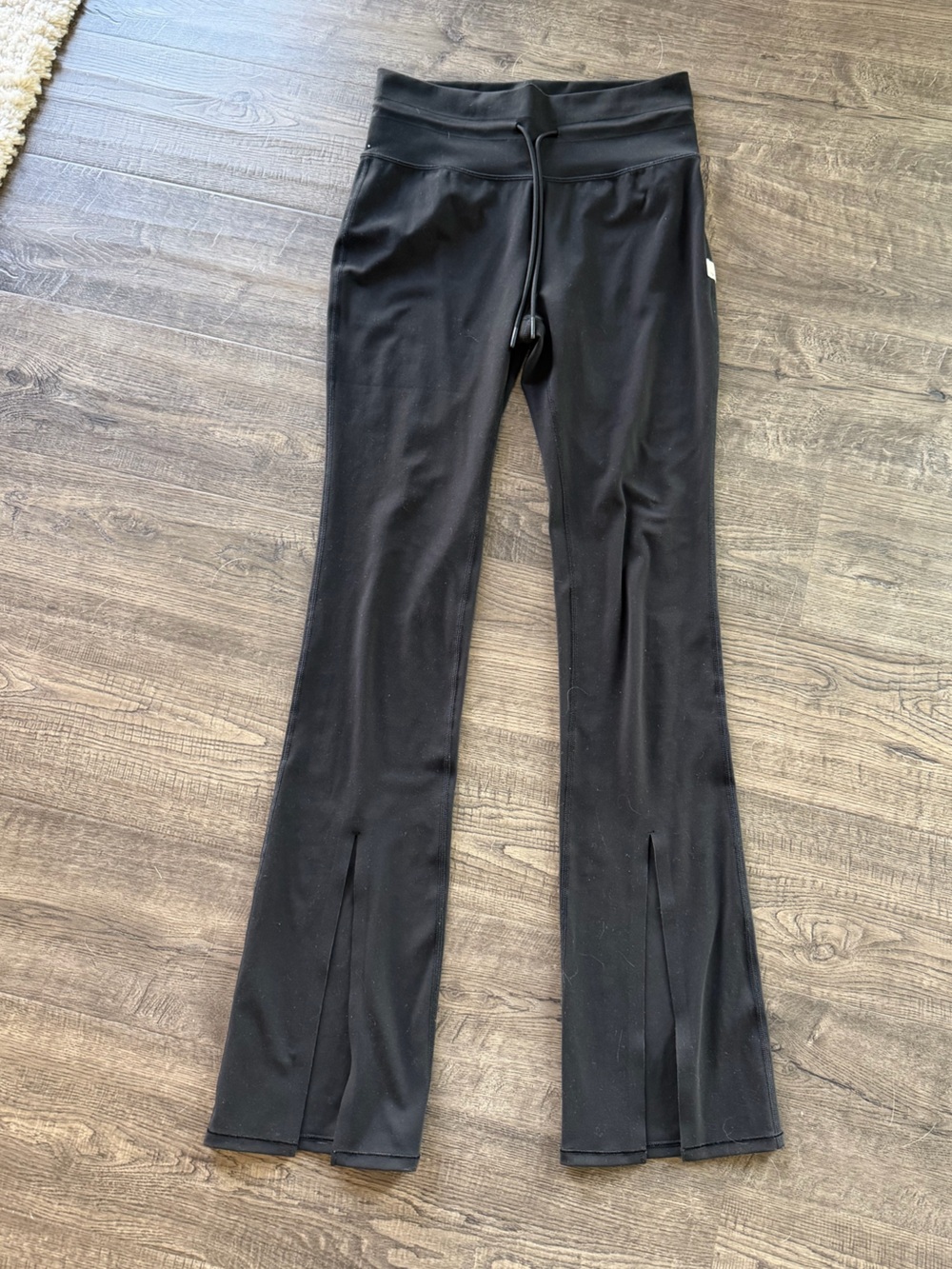 Vuori black yoga pants